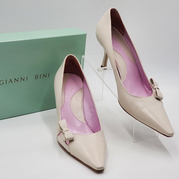 Gianni Bini Affection Heels - Picture 2 of 16